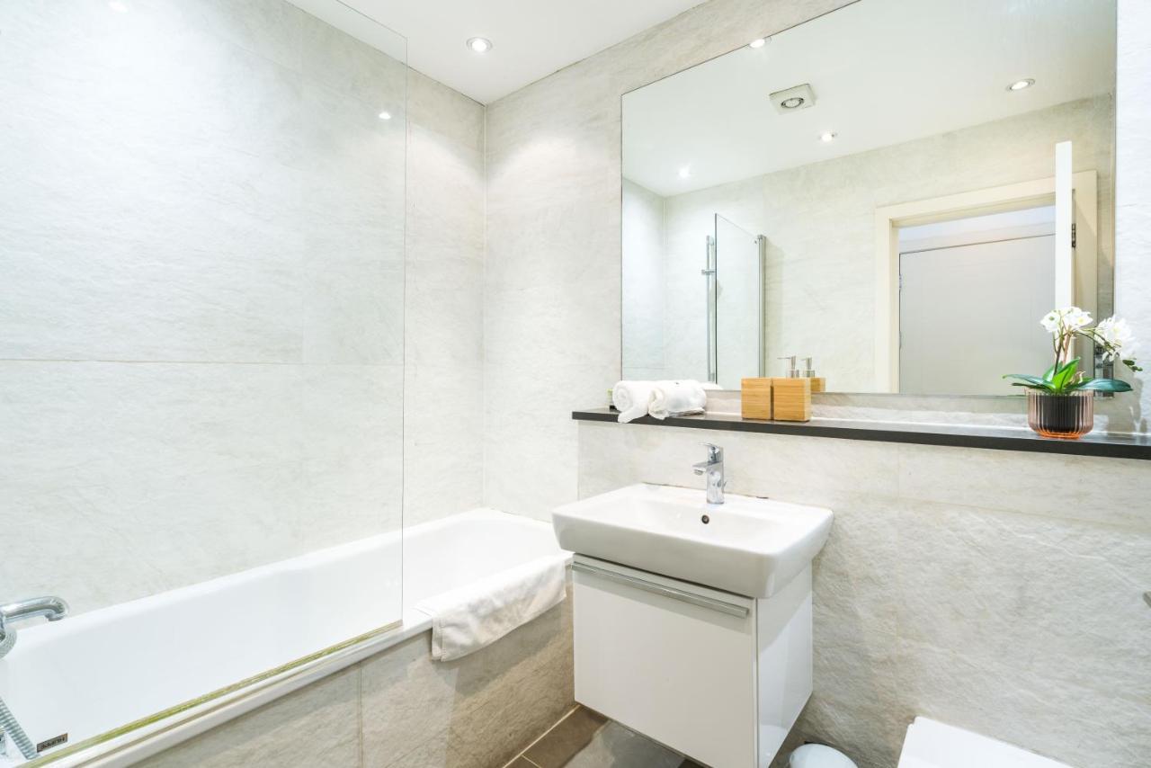 Spacious 2 Bedroom / Earls Court / Kensington Londres Exterior foto